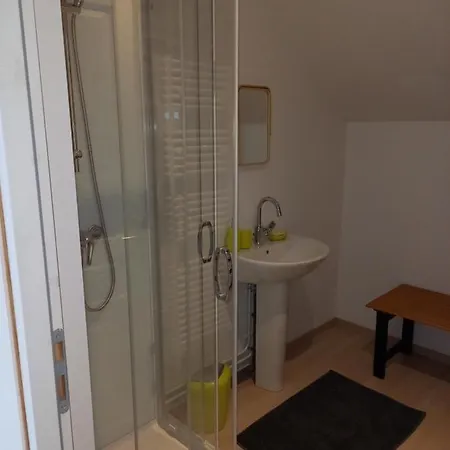 Lägenhet L'orangerie De Bis